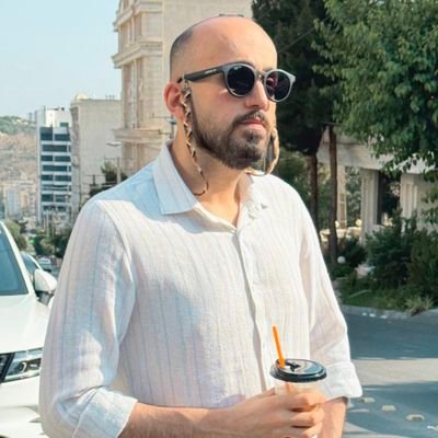 pouriareyhani's profile picture.