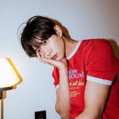 renjunu's profile picture. ostra feliz não faz pérola