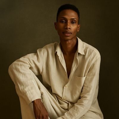 tencydove's profile picture. Culés Naija style | Barça fan with Lagos vibes | Football, jollof, and Blaugrana dreams | #ForçaBarça #NaijaBarça
Omo OGUN.