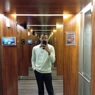 _mister_dere's profile picture. Product Designer. Videographer. (adding more skills, stay tuned)