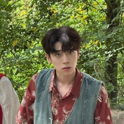 jiayuanoppa's profile picture. 💖 #张嘉元 | #zhouzhang | 810  | เสี่ยวหยวน | จางเจียหยวเย้! |  ทล.ไม่ตรงกันอันฟอลเลยค่ะ *สมองไหลบ่อยครั้ง อากวงคือลูกคนเล็ก หวังอิ่งลู่กับพี่สาวตูตูคนสวยยย