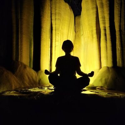 14_is_home's profile picture. Just here to fangirl