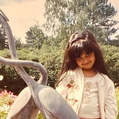 lxx9re's profile picture. والعين في شوفتك ما تشبعّ نظر.