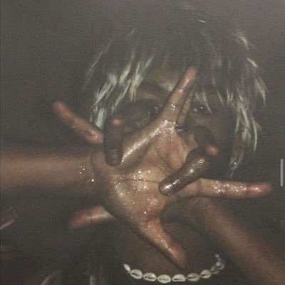 thotingtons's profile picture. black business is my business. as my goat says…give love a chance ♡