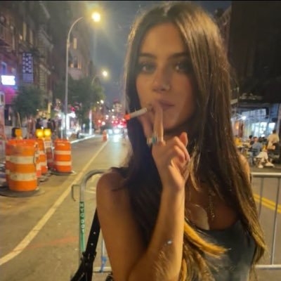 zaynwl's profile picture. if it’s meant to be, it’ll be