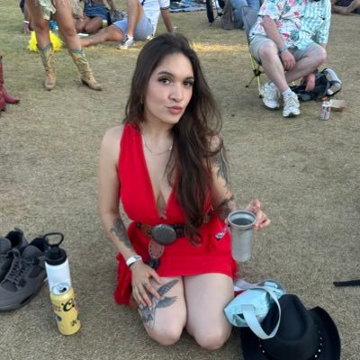 AilynAiram's profile picture. sWeeeT!! 💫🧚🏻‍♀️