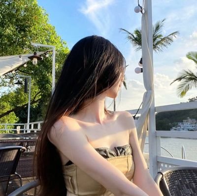 KMclead16514's profile picture. こんにちは♪♪、ふおろーしてくれたらDMしますね🌹🙏独身ですが、友達を探しています(｡◕‿◕｡)一緒におしゃべりしませんか？ 宜しくお願いいたします！ 🙇（＾Ｏ＾）