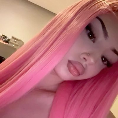 @nut4brincess