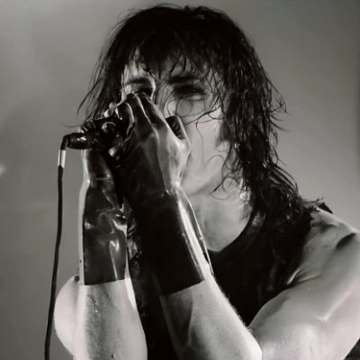 drssnakes's profile picture. ʰⁱᵍʰ ᵖᵒʷᵉʳᵉᵈ ᵐᵘᵗᵃⁿᵗ ᵒᶠ ˢᵒᵐᵉ ᵏⁱⁿᵈ