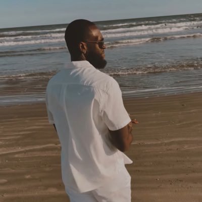 KangoftheCrew's profile picture. 👨🏾‍💻IT x 🏆 Mix Engineer 🎚 || #PVAlumnus 🟣🟡💡