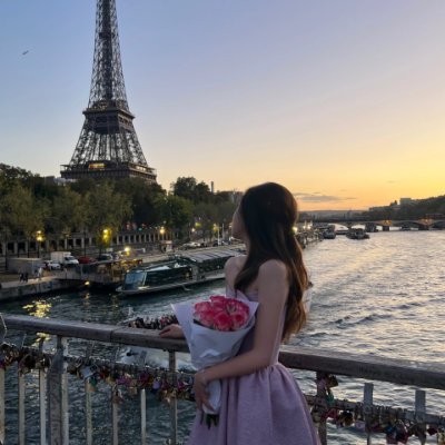 rattnapratiwi's profile picture. Your destiny is in your own hands