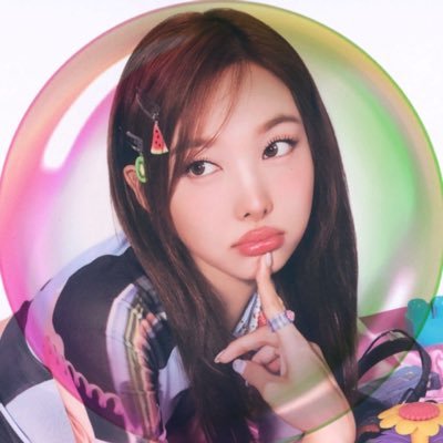 C4NDYCOUTURE's profile picture. #CeaseFireInPalestine 🇵🇸