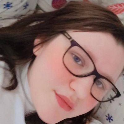 brooke23000's profile picture. A book girlie with a lot going on at the moment 22/🇨🇦/ cr~ flawless: Elsie sliver