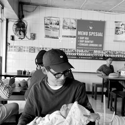 rizkyafiandika's profile picture. 