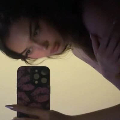 jiiillla0's profile picture. 𝐿𝑜𝑣𝑒 𝑖𝑠 𝑠𝑎𝑓𝑒𝑡𝑦