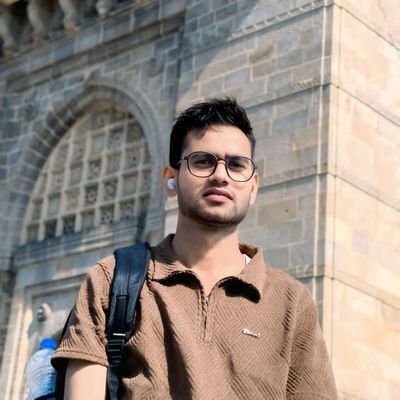 Vishaly38274712's profile picture. follow on X||.  | मुझे दास बनाकर |  रख लेना | 
| भगवान तुम अपने चरणों में  ||

photographer / videography