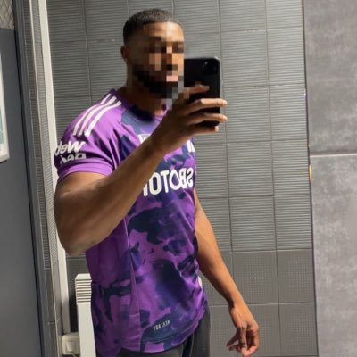 aaronchelbaa's profile picture.