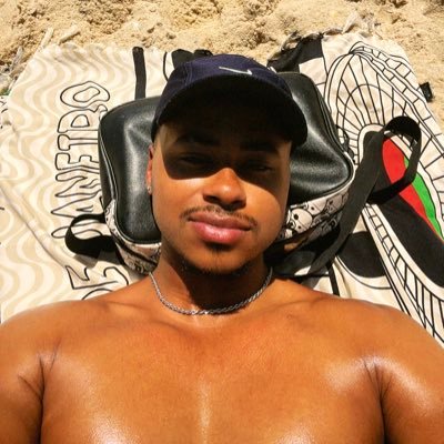 OPeter_lopes's profile picture. 021 | Beyhive 🐝 | Ator