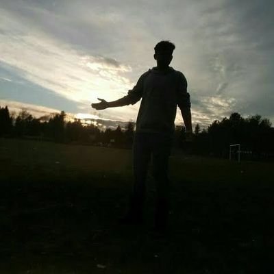 dhivya02212's profile picture. 