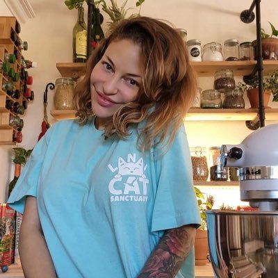 Alison521680149's profile picture. 