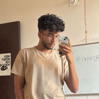 _S_h_a_u_r_y_a_'s profile picture. Multi Niche Producer
Visual Consultant