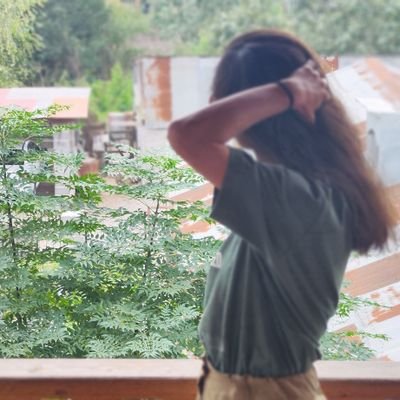 newmelooser's profile picture. 