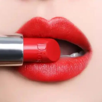 Ruby_htry's profile picture. Early crypto adopter, now also investing in U.S. tech and Japanese semiconductor stocks. Traveled to 8 European countries, exploring more soon!