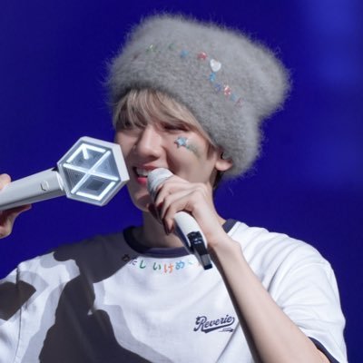 xbbhx_ta2's profile picture. 