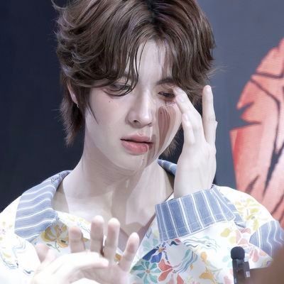 spinning9397's profile picture. 🫰🫶