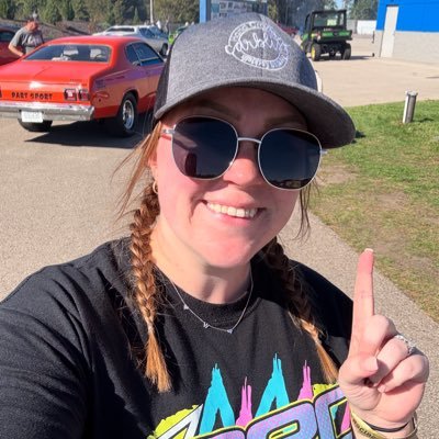 jords_wick's profile picture. Jordan Wick Racing • Social Media Management & Marketing student • ‘21 Car Chix Women in Motorsports Calendar - Ms. March