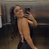 _anaarosi's profile picture. 26.