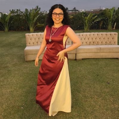 oliveiraxtifany's profile picture. não sei fazer bio do tt, mas no geral é isso 🗣