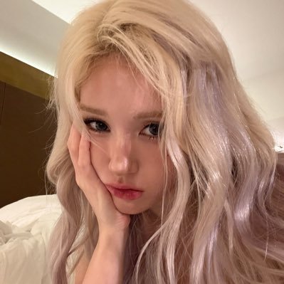 ssomluvr's profile picture. ❝ work hard and be cute in 2025 ♡ ❞ ㅡ @somi_official_ ☁️ | #SOMI: saw and noticed 061123, videocall 082623, 081725, and 082425 🎀