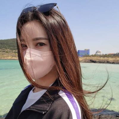 Lacre_moreira22's profile picture. A creative and detail-oriented fashion designer with more than 10 years of experience in fashion design and expertise in conceptualization🚫DM🚫Crypto🚫pron