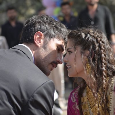 Youmna222178's profile picture. 