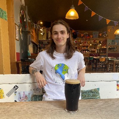 samscssly's profile picture. 26 #lufc