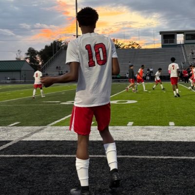 osajay23's profile picture. whs       c/o 27’