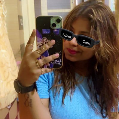 jaa_naa_lawde's profile picture. and the sun will set for you✨
