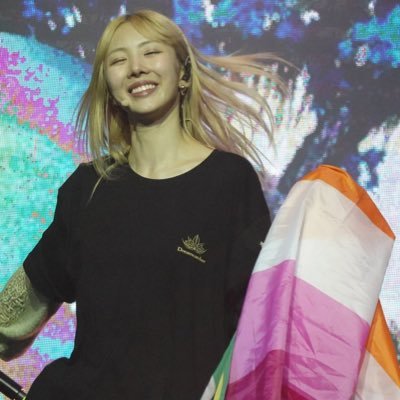 OccLaru's profile picture. Bye, it's me, how's mm-call, do you me still love?