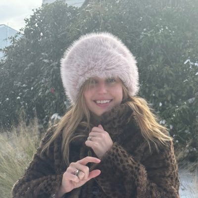 maryfranciskidd's profile picture. 250 stories about US history and other things