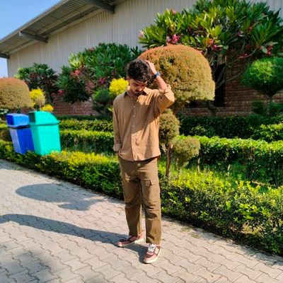 OmTiwary4U's profile picture. Antagonist | Web Developer