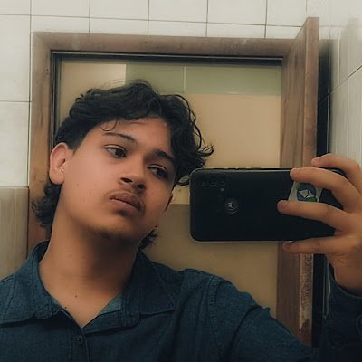 Moraesz_16's profile picture. 