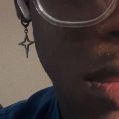 Myahmimi's profile picture. I draw, I create, I listen😌♑️ |snap: hazie_luvu | forthafreaks 18+🔞🔞 VERSE🔁