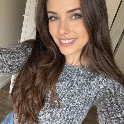 paisley_best's profile picture. imagine we met today.. what’s the first thing you would say? USA girlie 🇺🇸 tiktoker ❤️ addicted to travel  :)