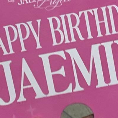 somsombooo's profile picture. 