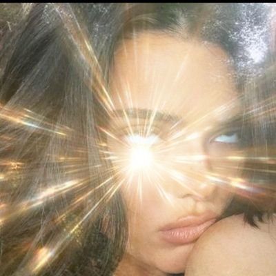 tuitacarlinha's profile picture. Fuck it. I don’t give a fuck.