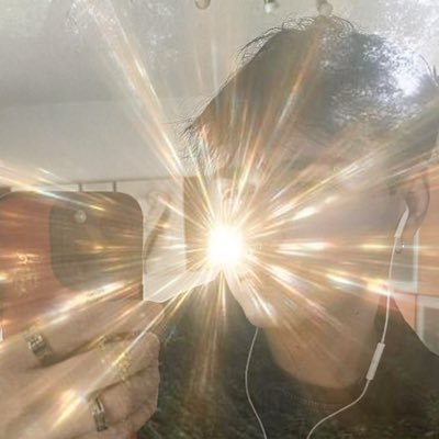 borjakisse's profile picture. desde el día qué nací traigo la ★ que llevo