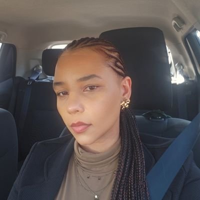 HinaIngrid's profile picture. Human.
