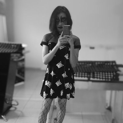 DeusExLizz's profile picture. 27. I just don't find the words to say what I want to say. Eng/Esp.