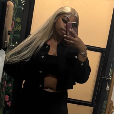 Ruthamar_'s profile picture. IG: rawbratt.ruthy